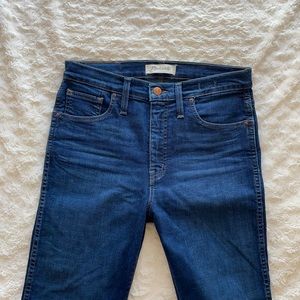 Madewell - Dark wash 10” High-Rise Skinny. Never Worn!Perfect condition.
